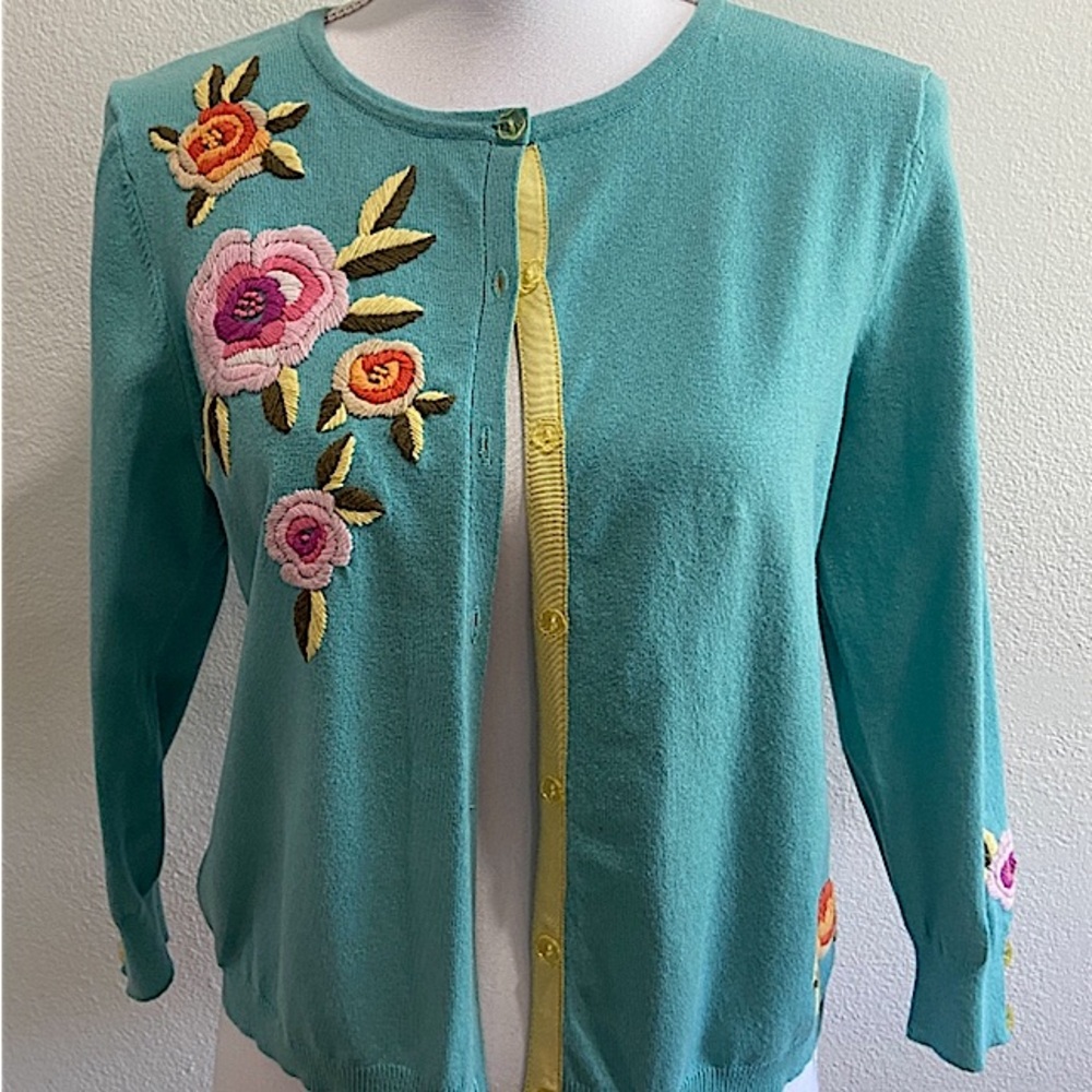 Vintage Cardigan with Crewel Designs Pinup rockabilly retro